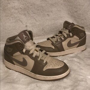 Nike Jordan Taupe and Beige Sneakers Size 6Y